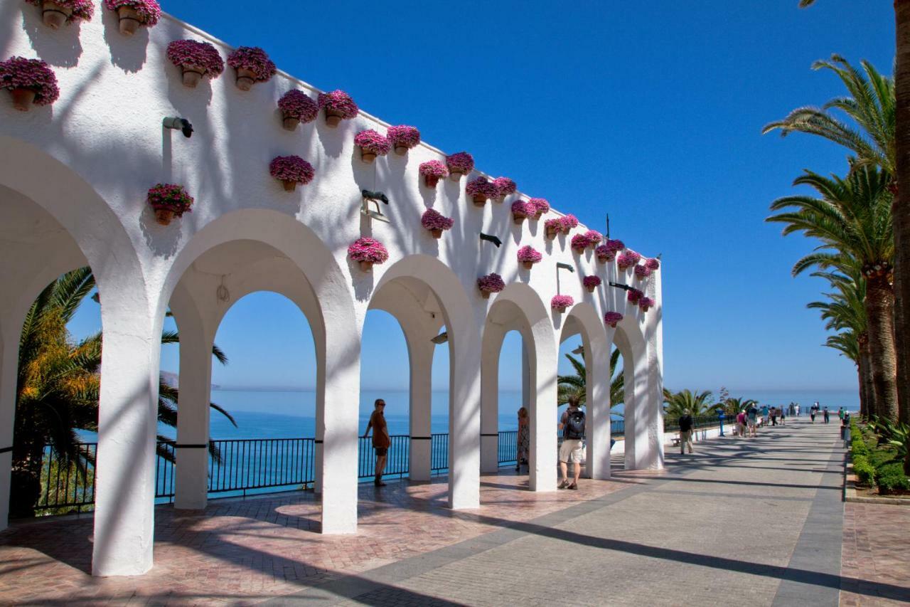 Apartamentos Mombasa 1 Planta Nerja Ngoại thất bức ảnh
